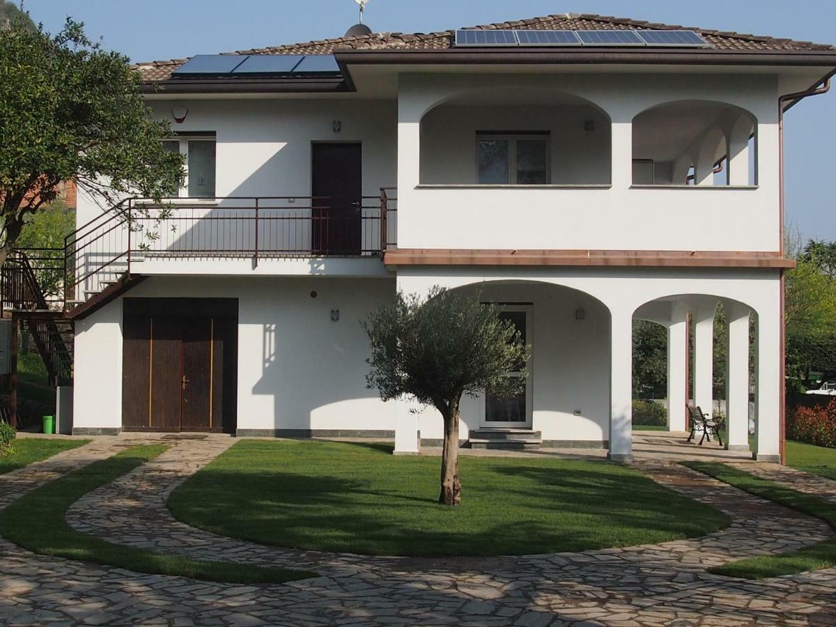 B&B Le Farfalle Onno Exterior photo